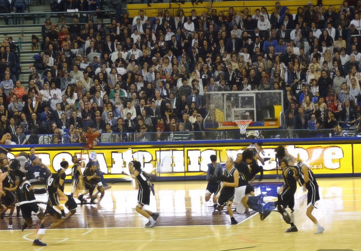 2017NBA经典对决：勇士活塞巅峰之战全程回顾(图2)